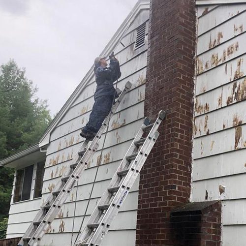 Pressure washing siding Weymouth Greater Boston MA 500px